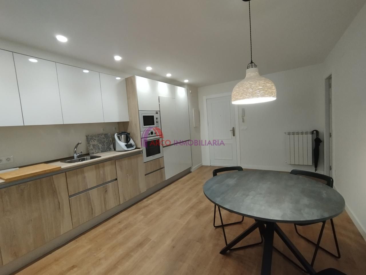 Cocina de Piso en venta en Burgos Capital con Calefacción y Amueblado