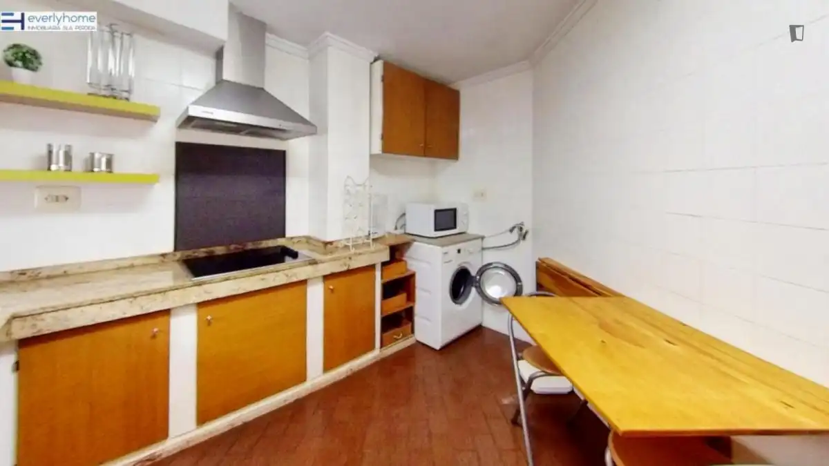 Apartament de lloguer a En Corts - Doctor Waksman