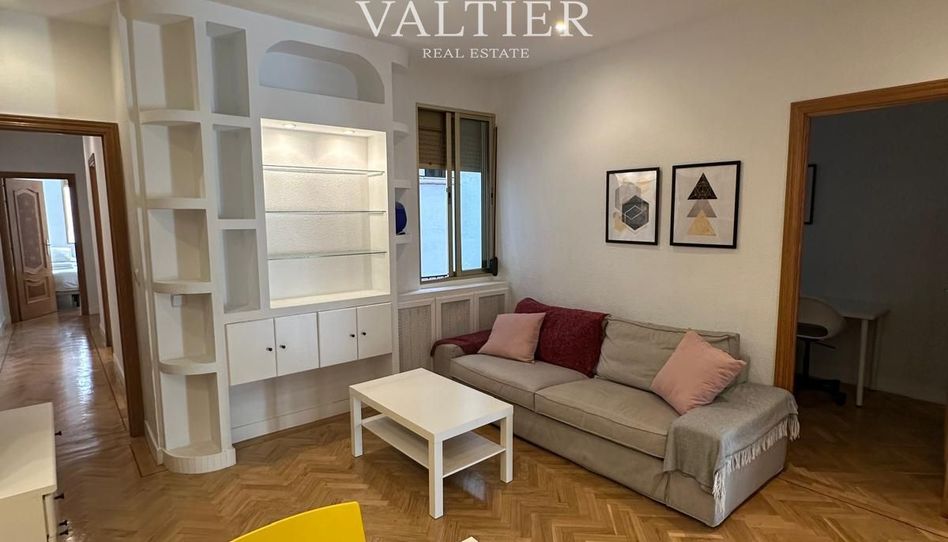 Piso de alquiler en Calle de Maudes, Ríos Rosas - Nuevos Ministerios - Imagen 2