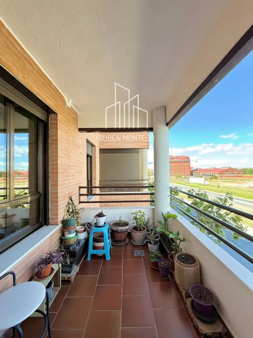 Balcony of Flat for sale in Salamanca  with Heating, Terrace and Storage room
