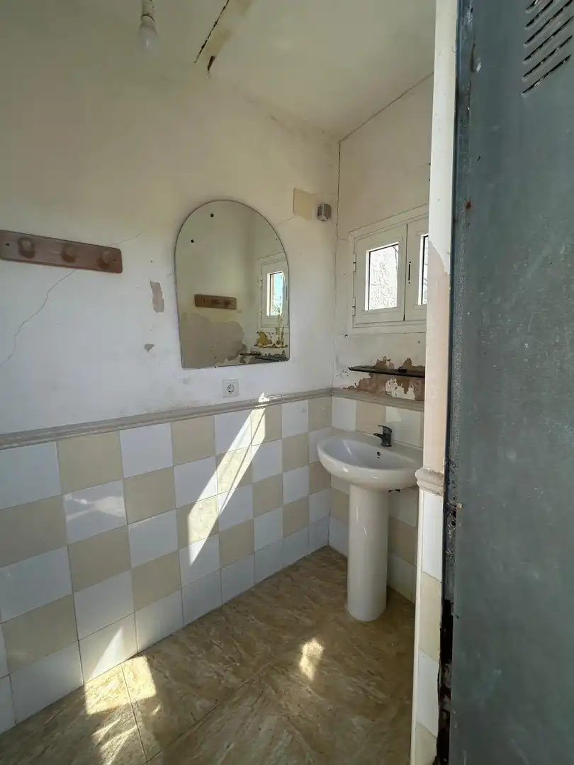 Bany de Casa o xalet en venda en Utrera