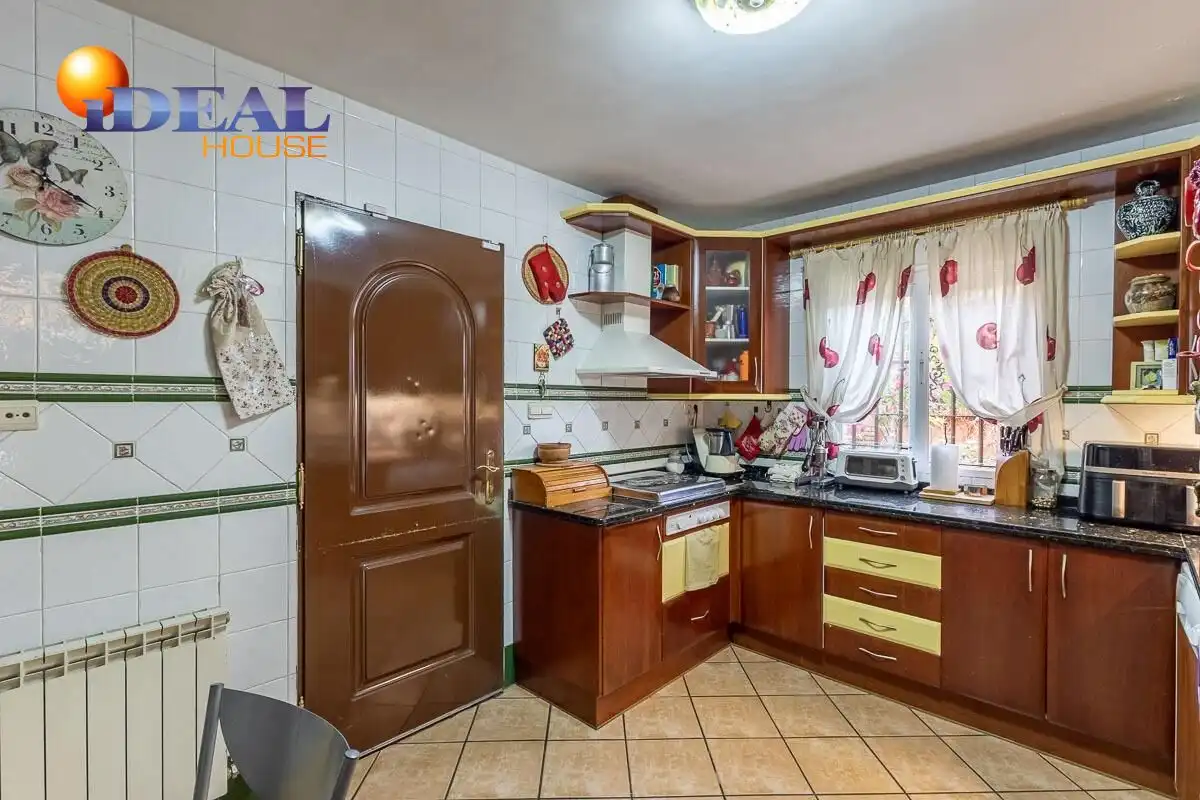 House for sale in Huétor Vega, imagen 11