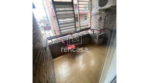 Photo 3 of Flat for rent in Calle Alfred Perenya, Príncep de Viana - Clot -Xalets Humbert Torres, Lleida Capital