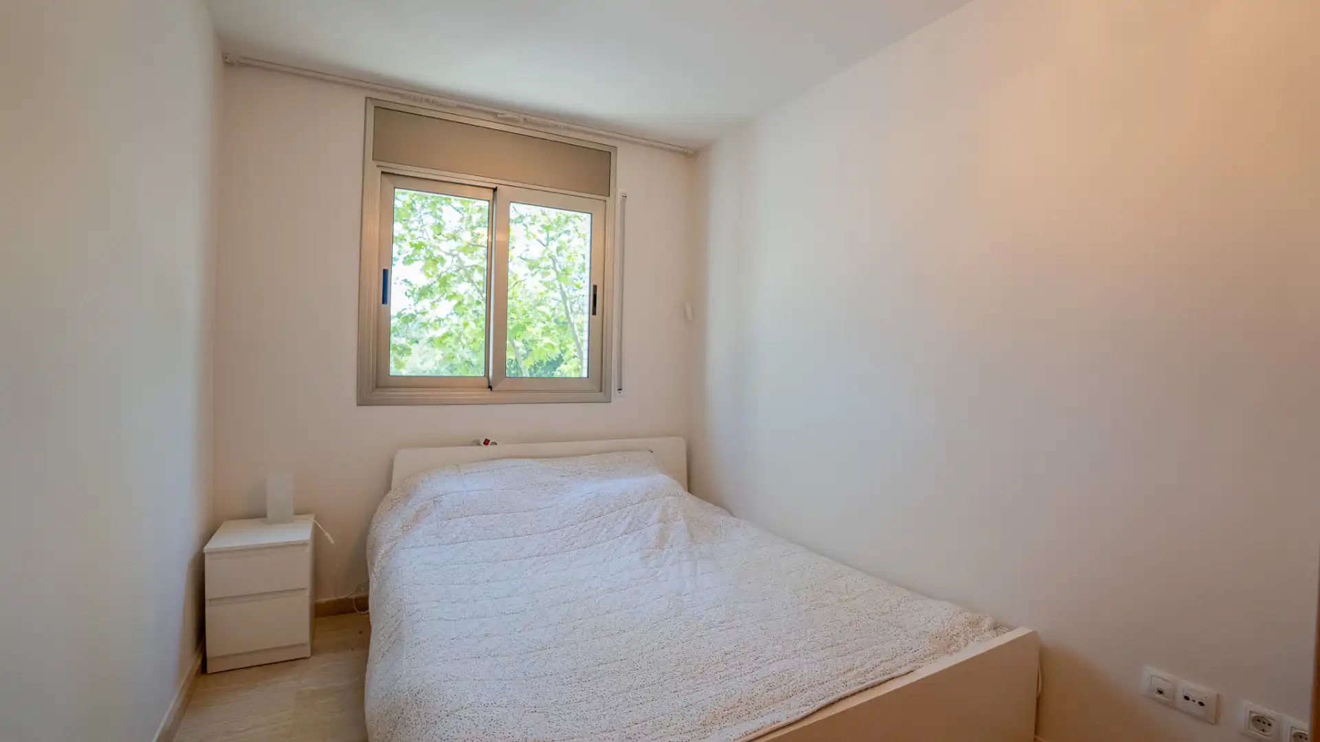 Schlafzimmer von Wohnungen zum Verkauf in Castell d'Aro, Platja d'Aro i s'Agaró mit Klimaanlage, Heizung und Terrasse