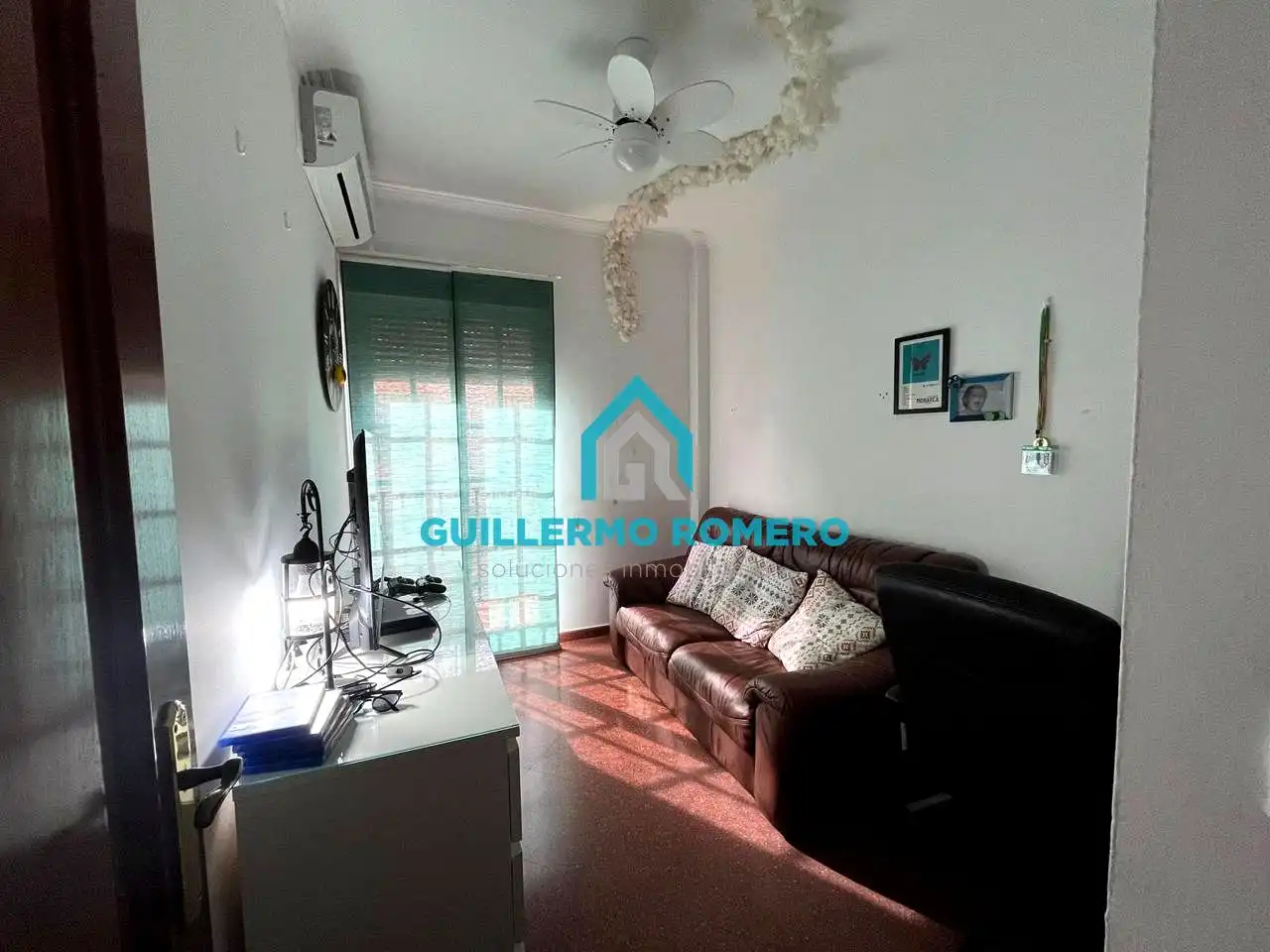 Living room of Houses for sale in La Puebla del Río  with Air Conditioner