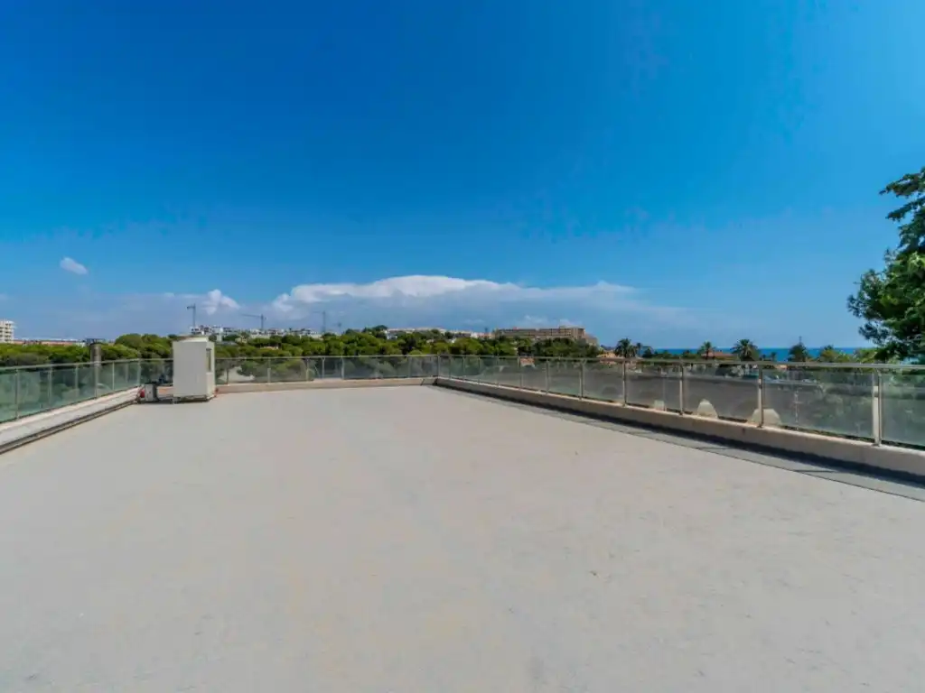 Terrassa de Casa o xalet de lloguer en Orihuela amb Piscina