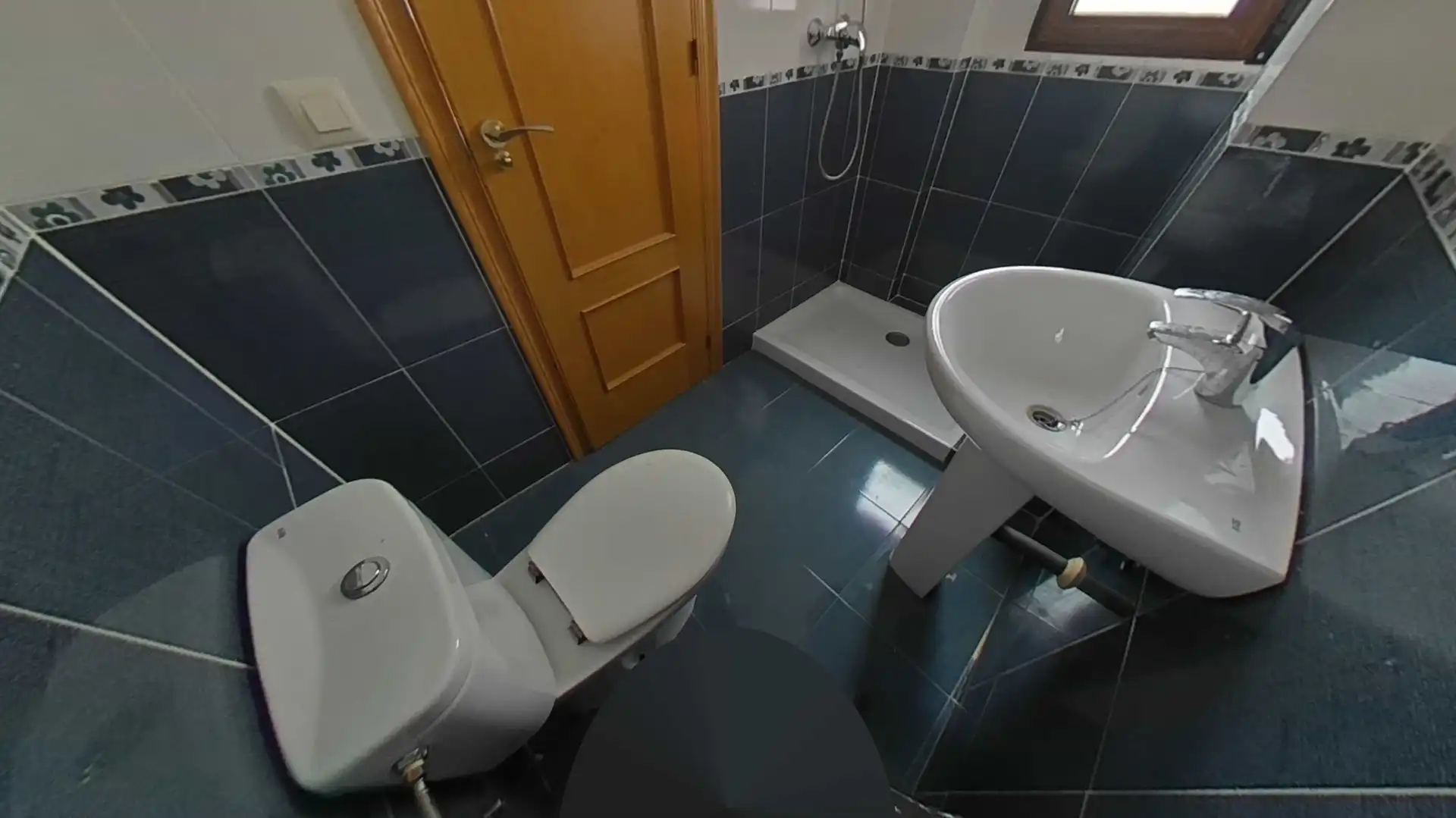 Bathroom of Apartments for sale in Cofrentes