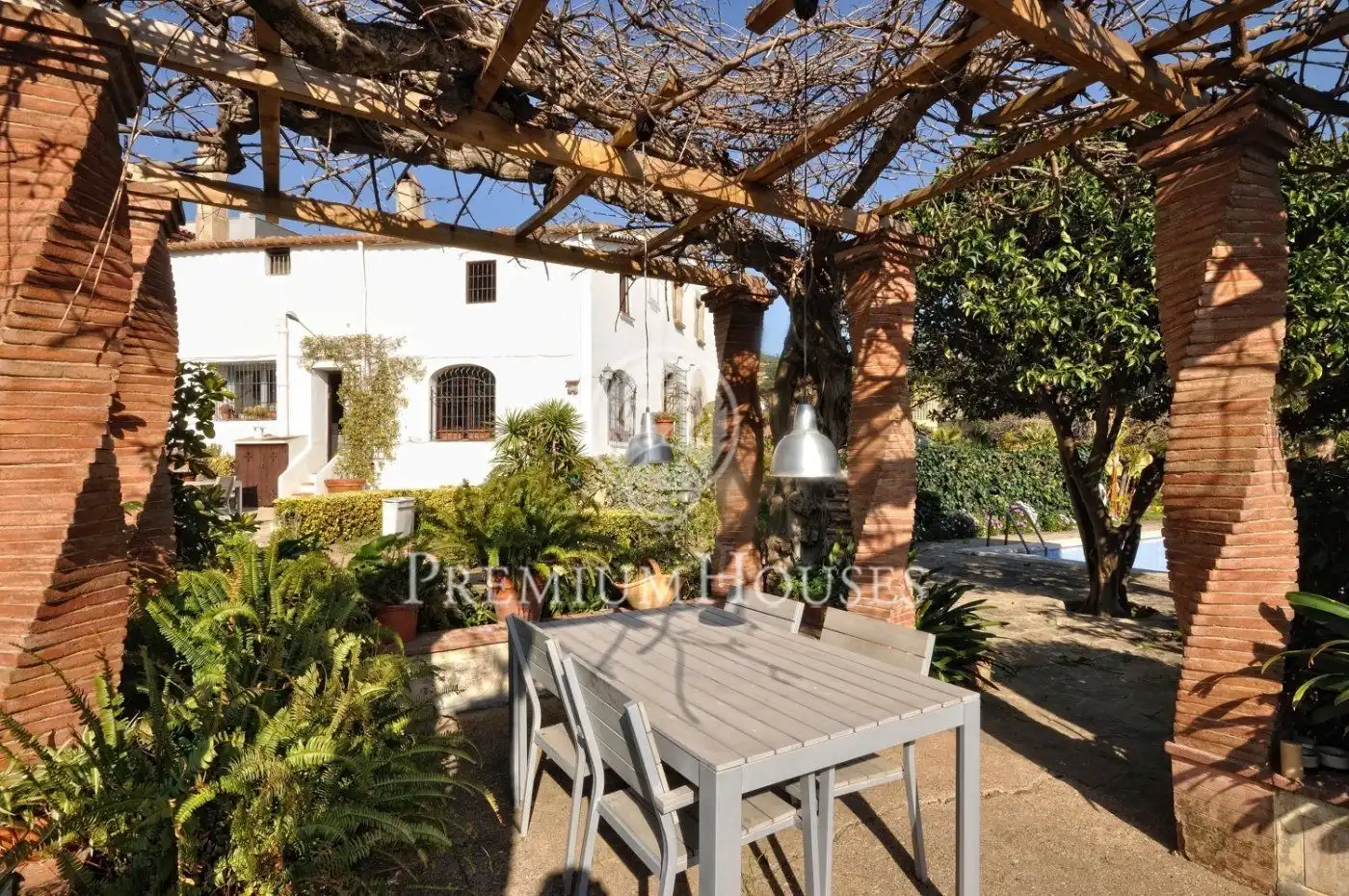 Houses for sale in Cabrera de Mar