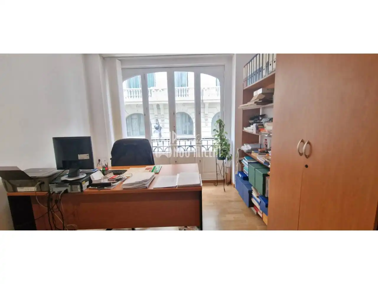 Office space with lift to rent in Calle Pintor Martínez Cubells, imagen 8