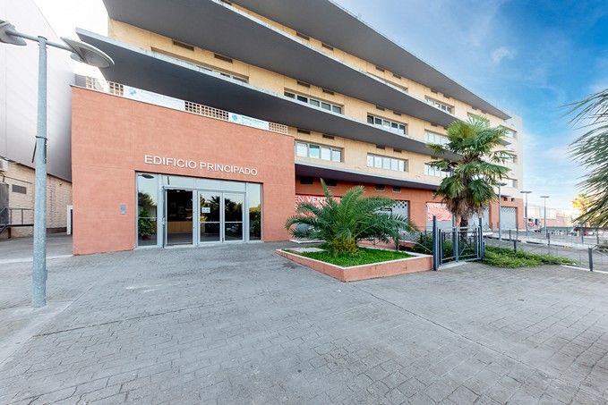 Exterior view of Office for sale in Bormujos  with Air Conditioner