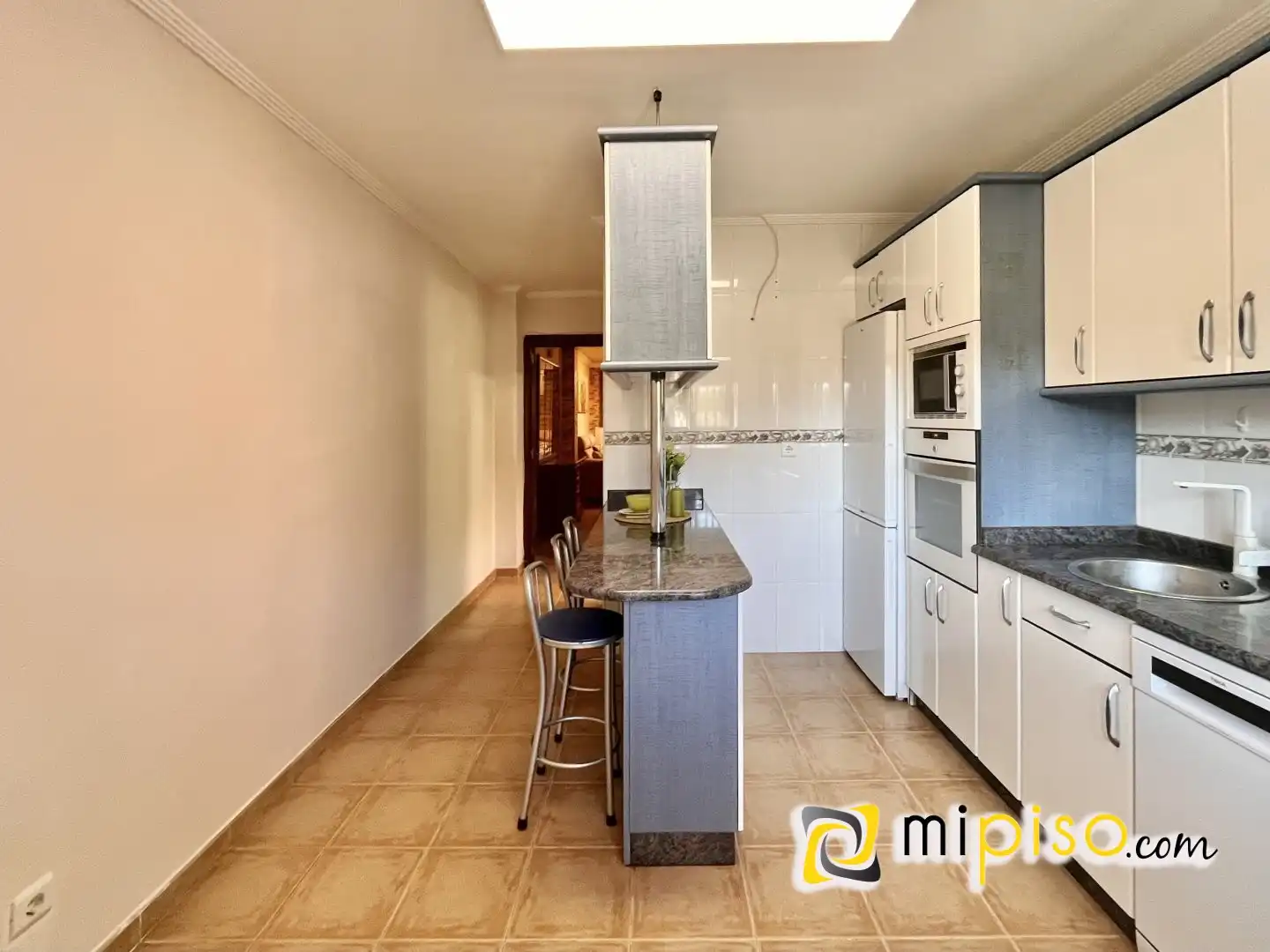Cocina de Casa adosada en venta en Ruesga con Calefacción, Terraza y Amueblado