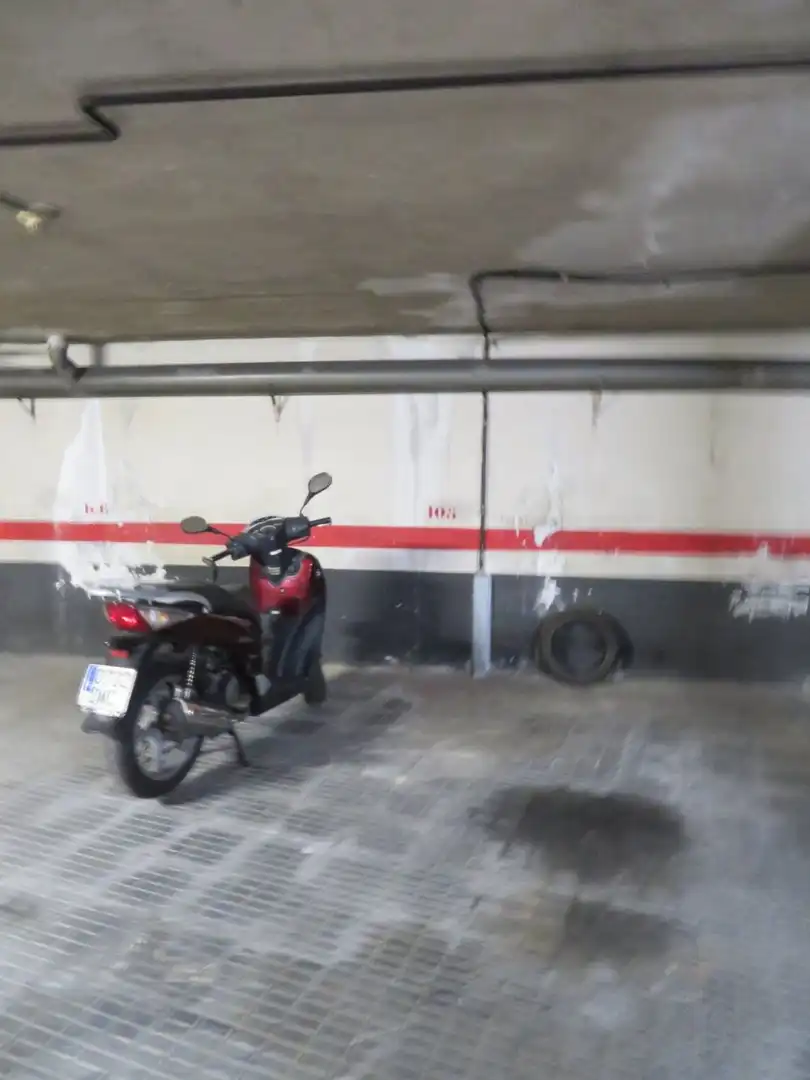 Parking for sale in Eixample, imagen 3