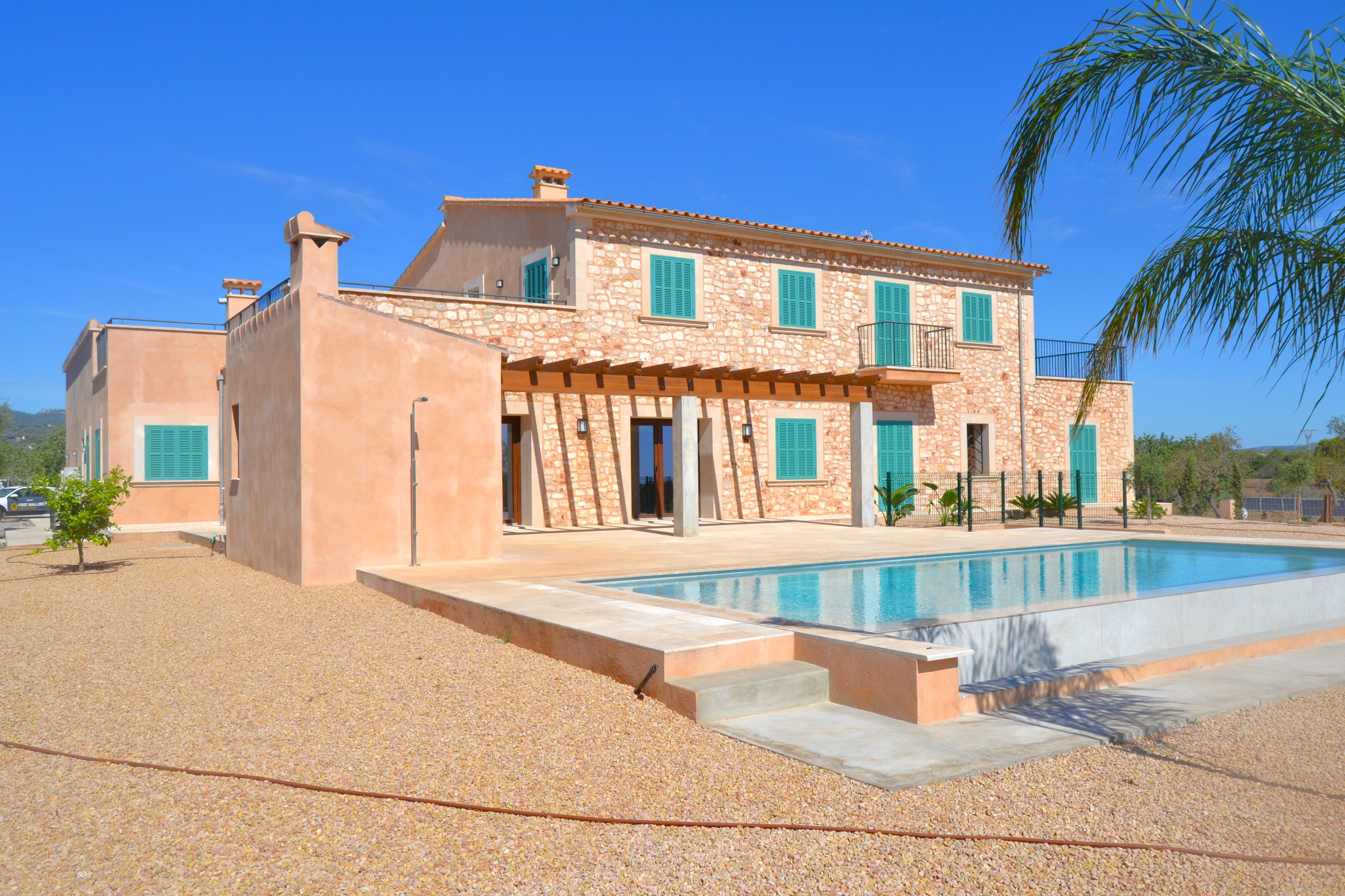 Exterior view of Country house to rent in Felanitx  with Air Conditioner and Swimming Pool