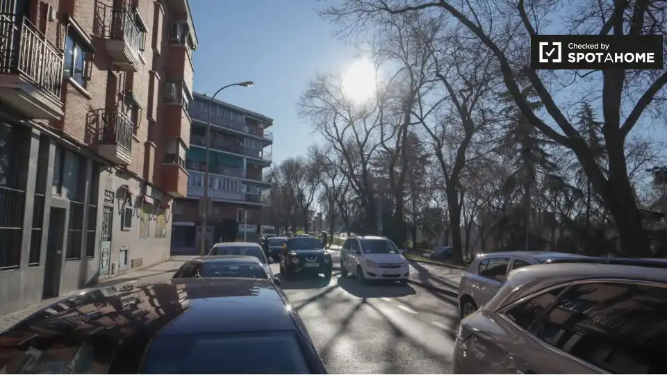 Vista exterior de Pis de lloguer en Madrid amb Aire condicionat, Calefacció i Moblat