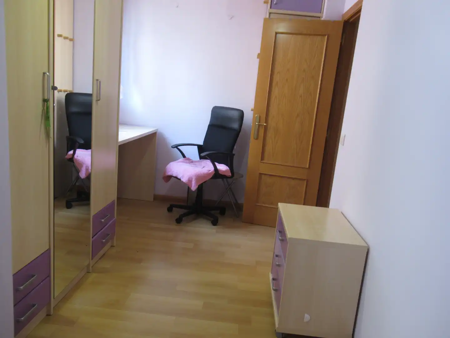 Habitación de Piso de alquiler en Zaragoza con Calefacción, Parquet y Amueblado