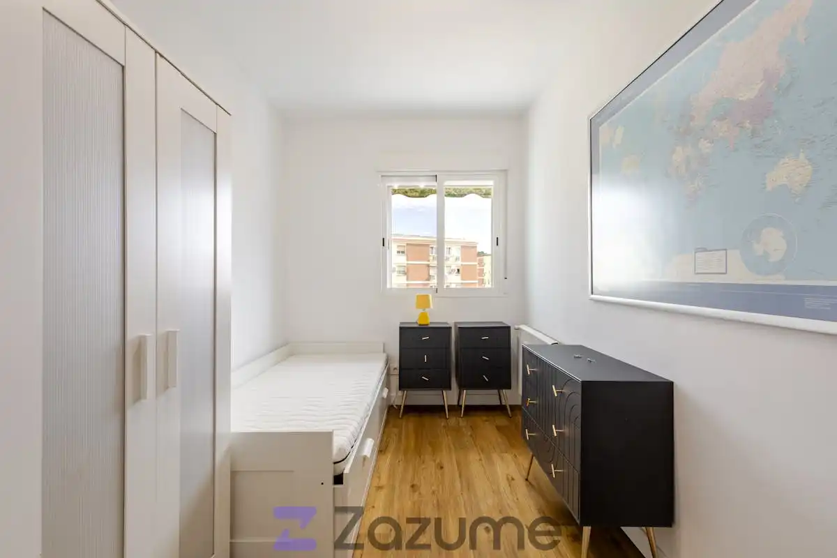 Schlafzimmer von Wohnung zur Miete in Madrid mit Klimaanlage, Heizung und Terrasse