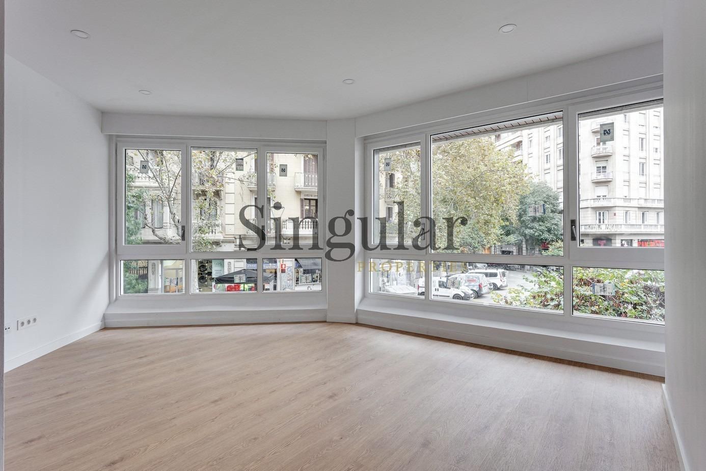 Habitación de Piso en venta en  Barcelona Capital con Aire acondicionado y Parquet