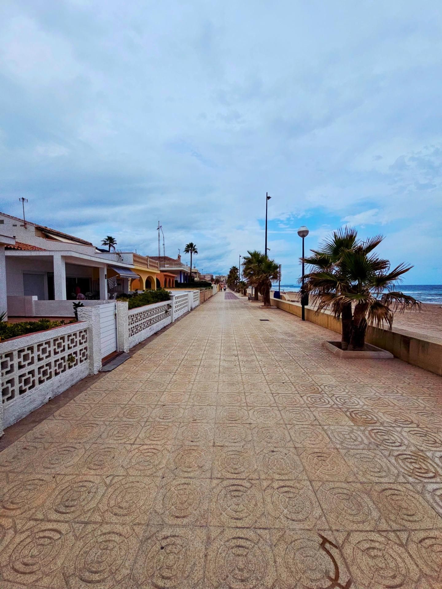 House or chalet to rent in Miramar