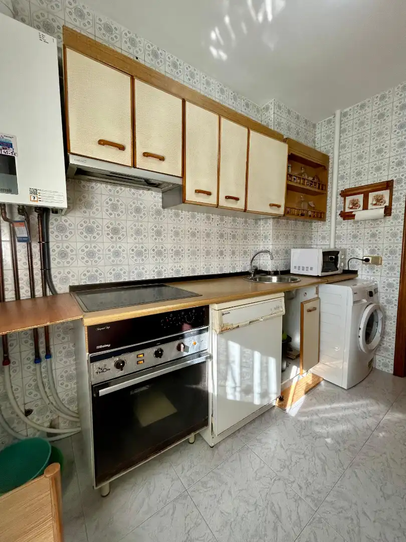 Cocina de Piso en venta en Segovia con Calefacción, Terraza y Trastero