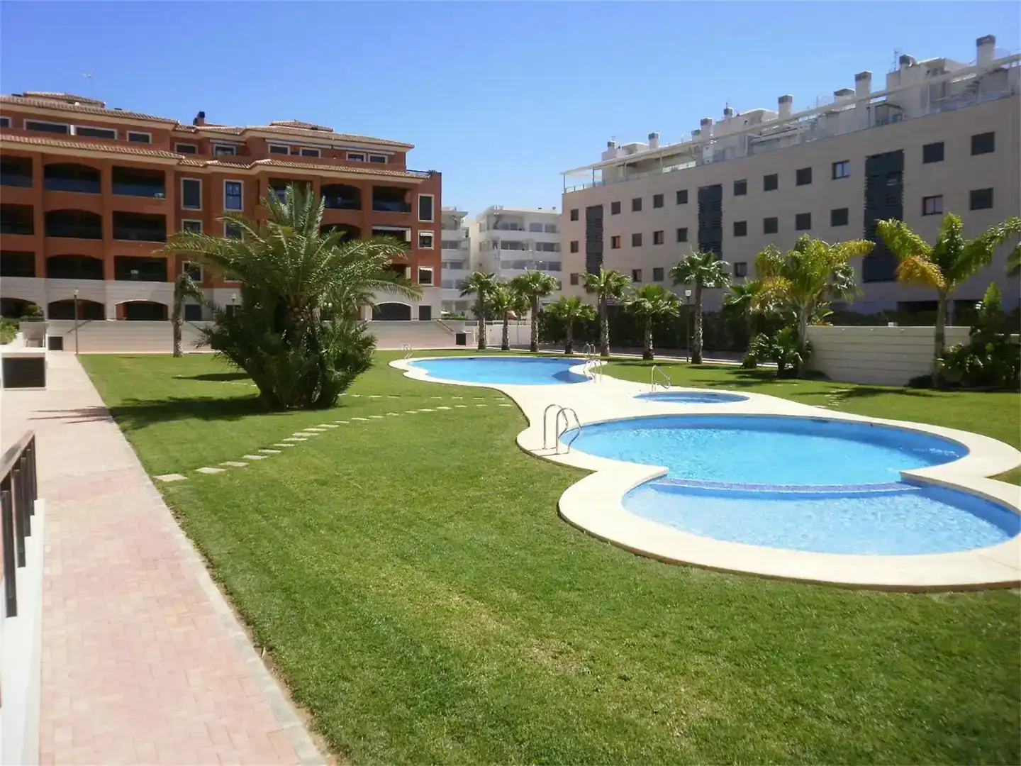 Piscina de Planta baixa de lloguer en Dénia amb Aire condicionat, Piscina i Moblat