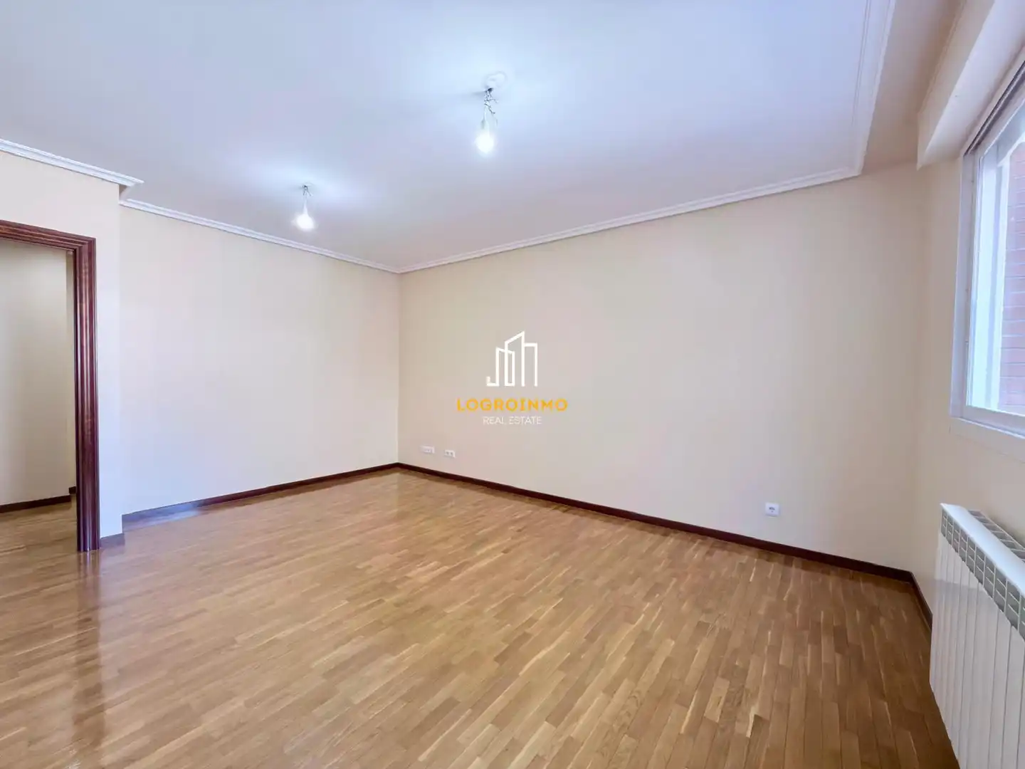 Living room of Flat for sale in Lardero  with Heating, Storage room and Furnished