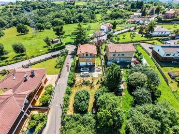 Villa con giardino in vendita a San Claudio - Trubia - Las Caldas