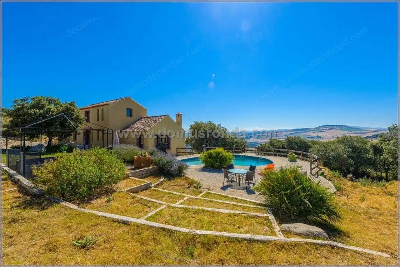 Vista exterior de Casa o chalet en venta en Montecorto con Aire acondicionado y Terraza