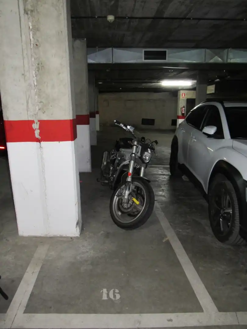 Motorradstellplatz zum Verkauf in Can Sant Joan