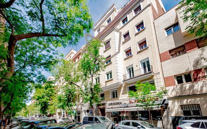 Exterior view of Flat for sale in  Madrid Capital  with Air Conditioner and Terrace