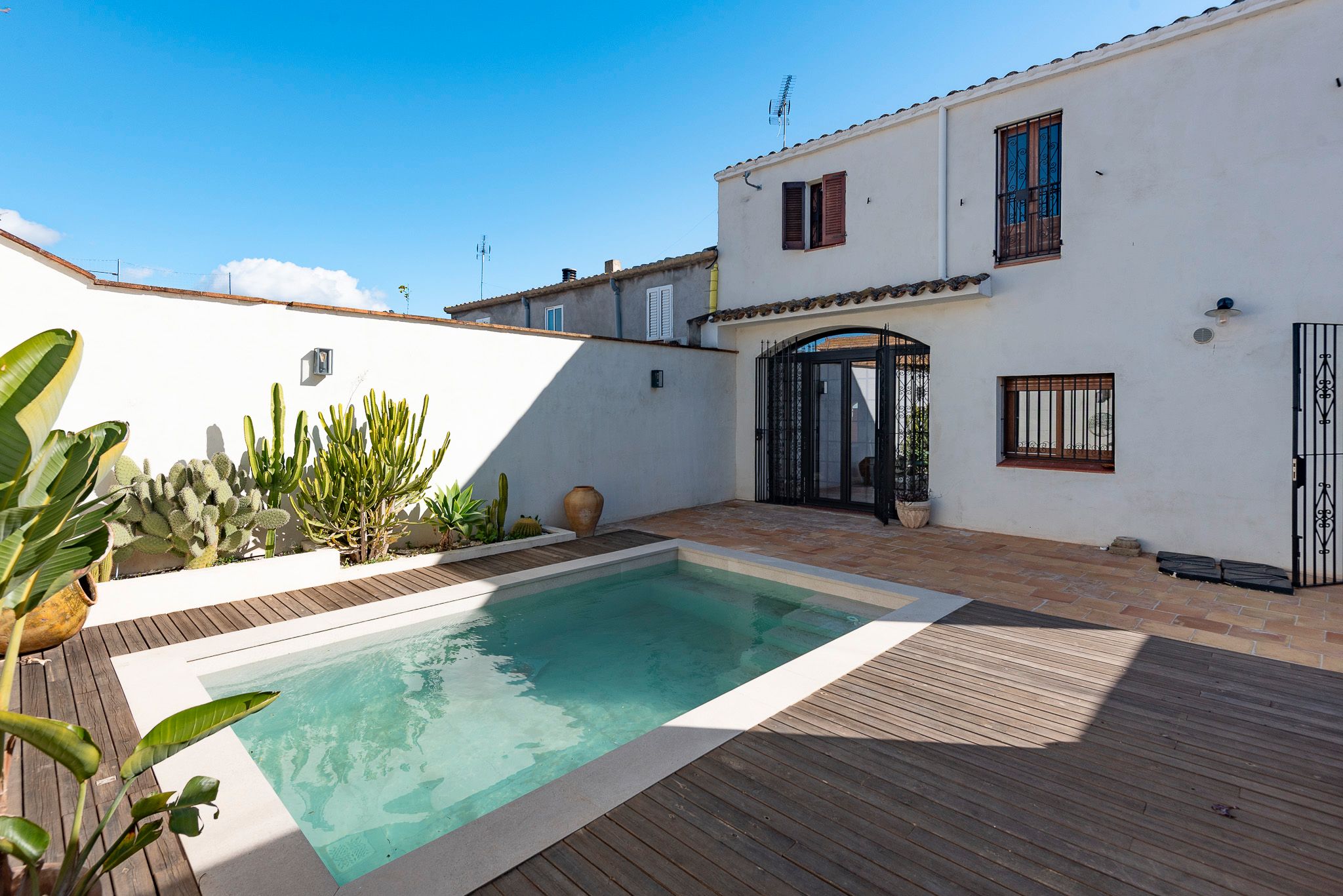 Piscina de Casa o chalet en venta en Sant Jaume dels Domenys con Calefacción, Trastero y Piscina