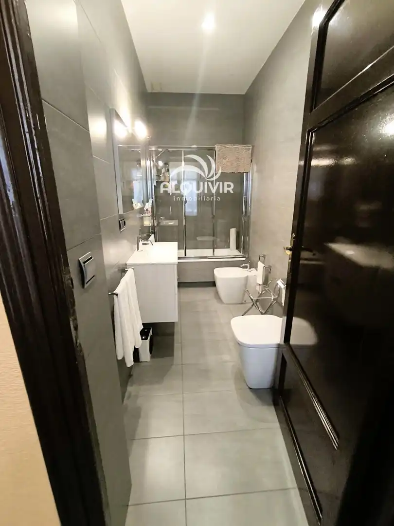 Baño de Edificio en venta en Sevilla