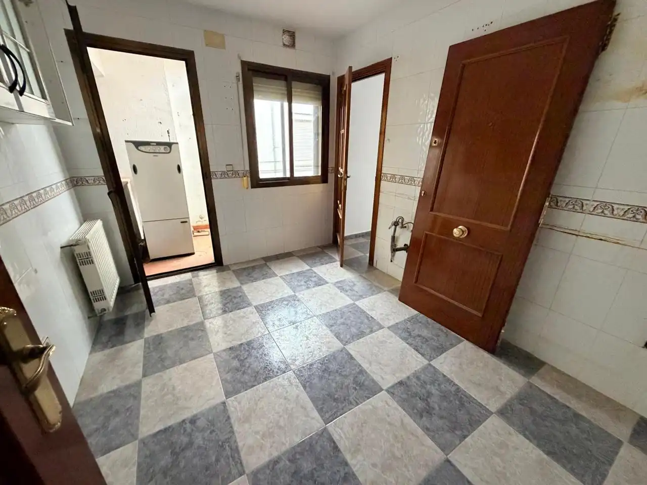 Habitación de Piso en venta en Arcas del Villar con Calefacción, Trastero y Balcón
