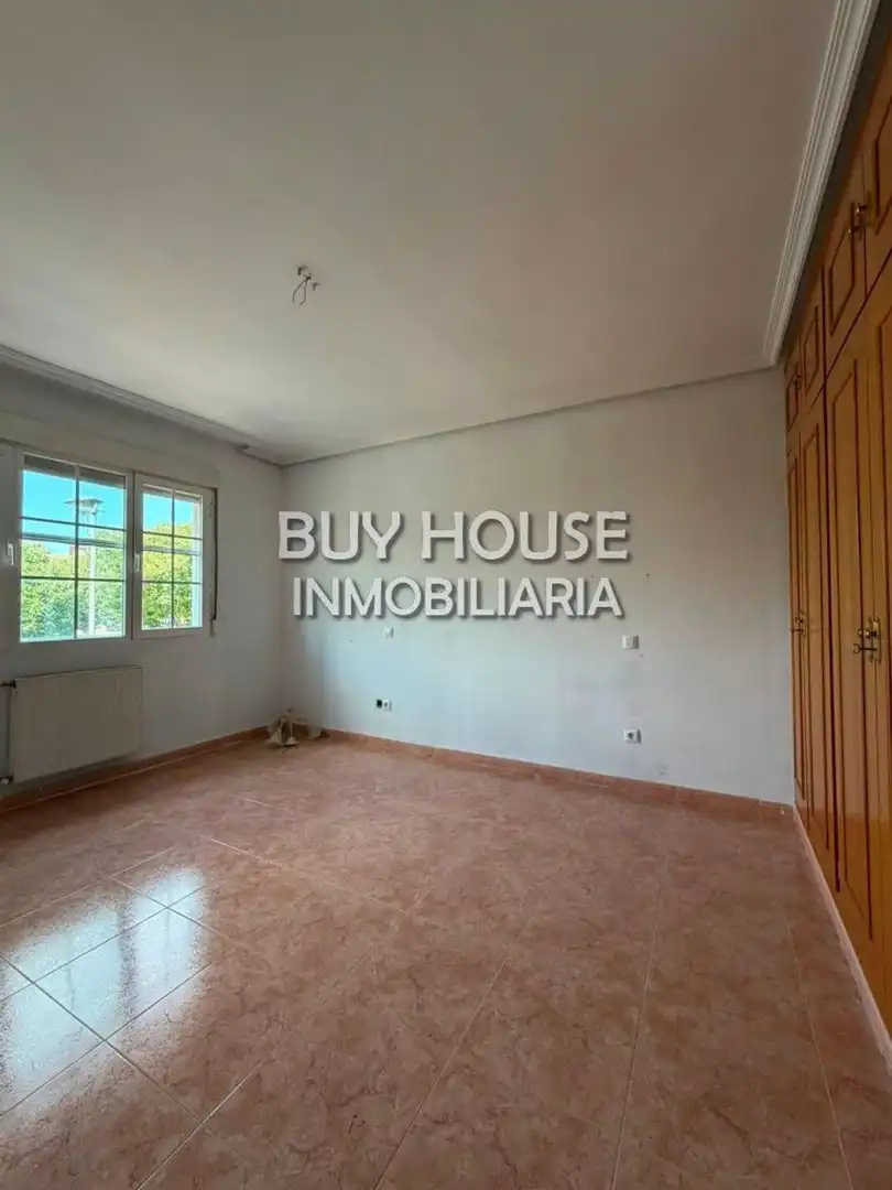 Villa con giardino in vendita a Estación - Cruz Roja, imagen 28