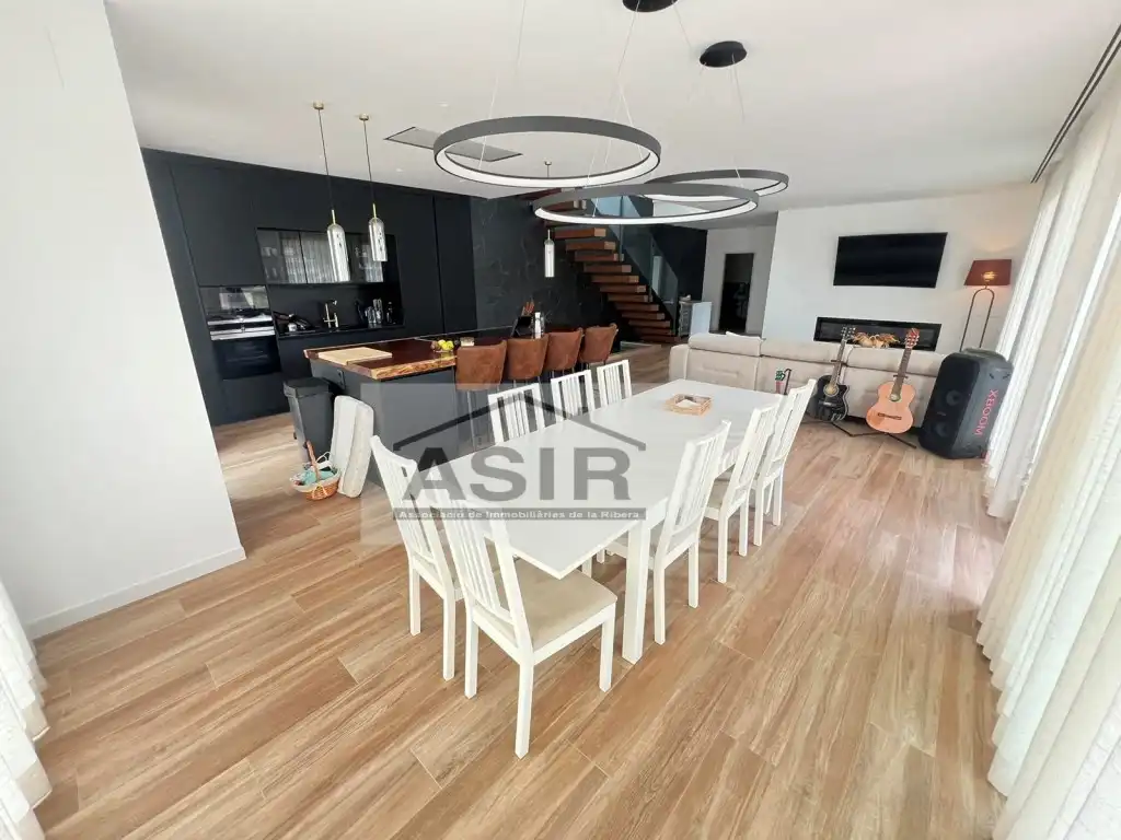 Comedor de Casa o chalet en venta en Alzira con Aire acondicionado, Terraza y Piscina