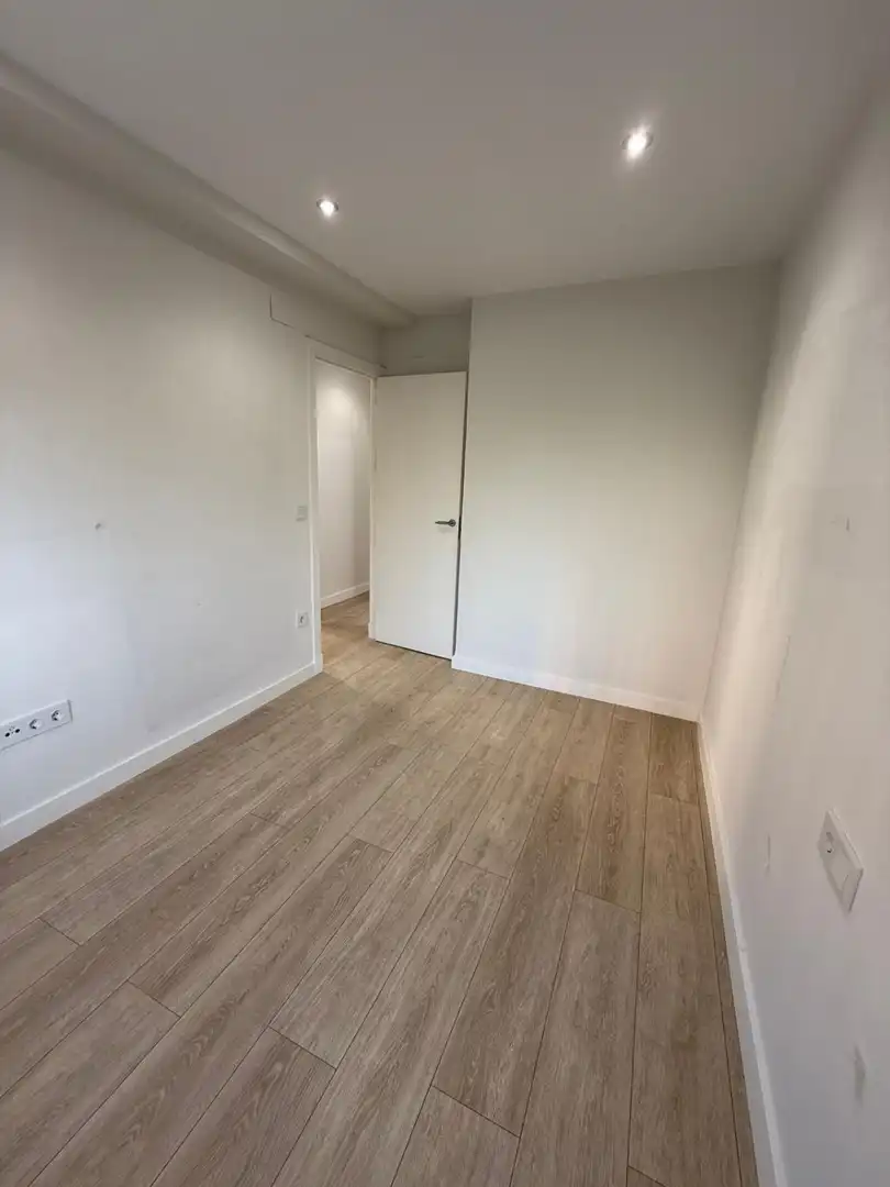 Bedroom of Flat for sale in Córdoba  with Air Conditioner and Terrace