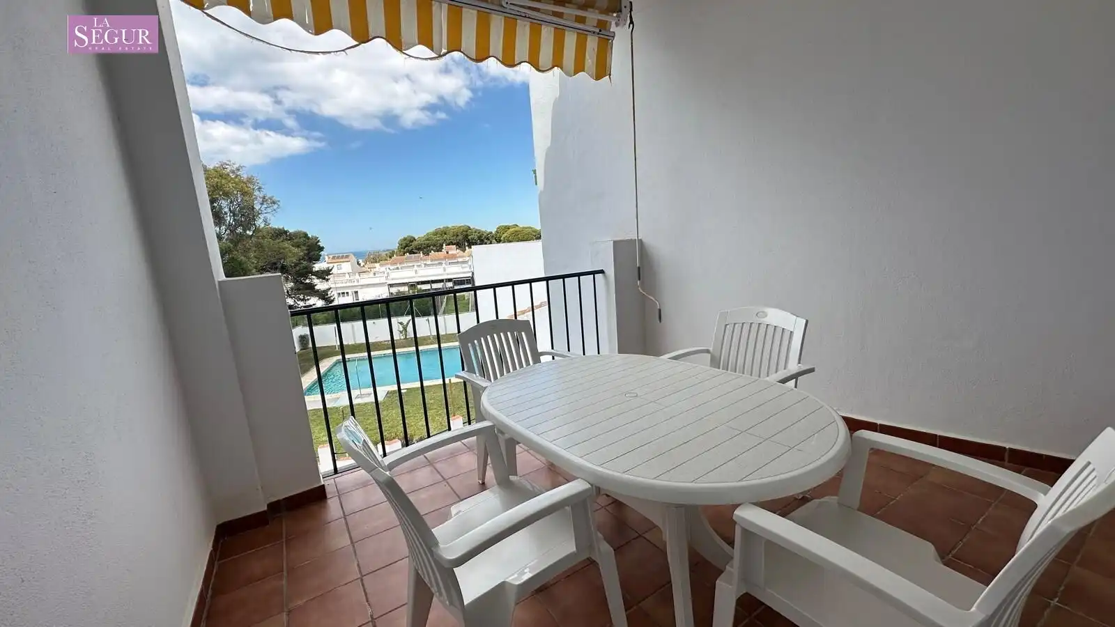 Terrace of Flat for sale in Conil de la Frontera  with Terrace, Furnished and Community pool