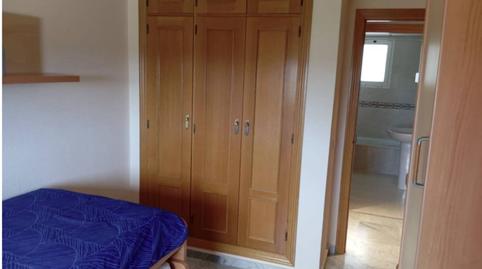 Foto 2 de Piso de alquiler en Calle Francisco Guerra Díaz, Valdepasillas - La Paz - Huerta Rosales, Badajoz Capital