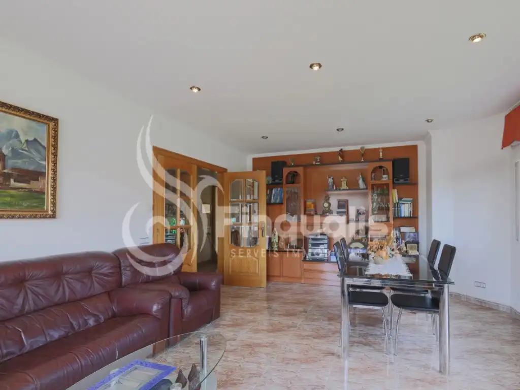 Sala d'estar de Casa o xalet en venda en Lliçà d'Amunt