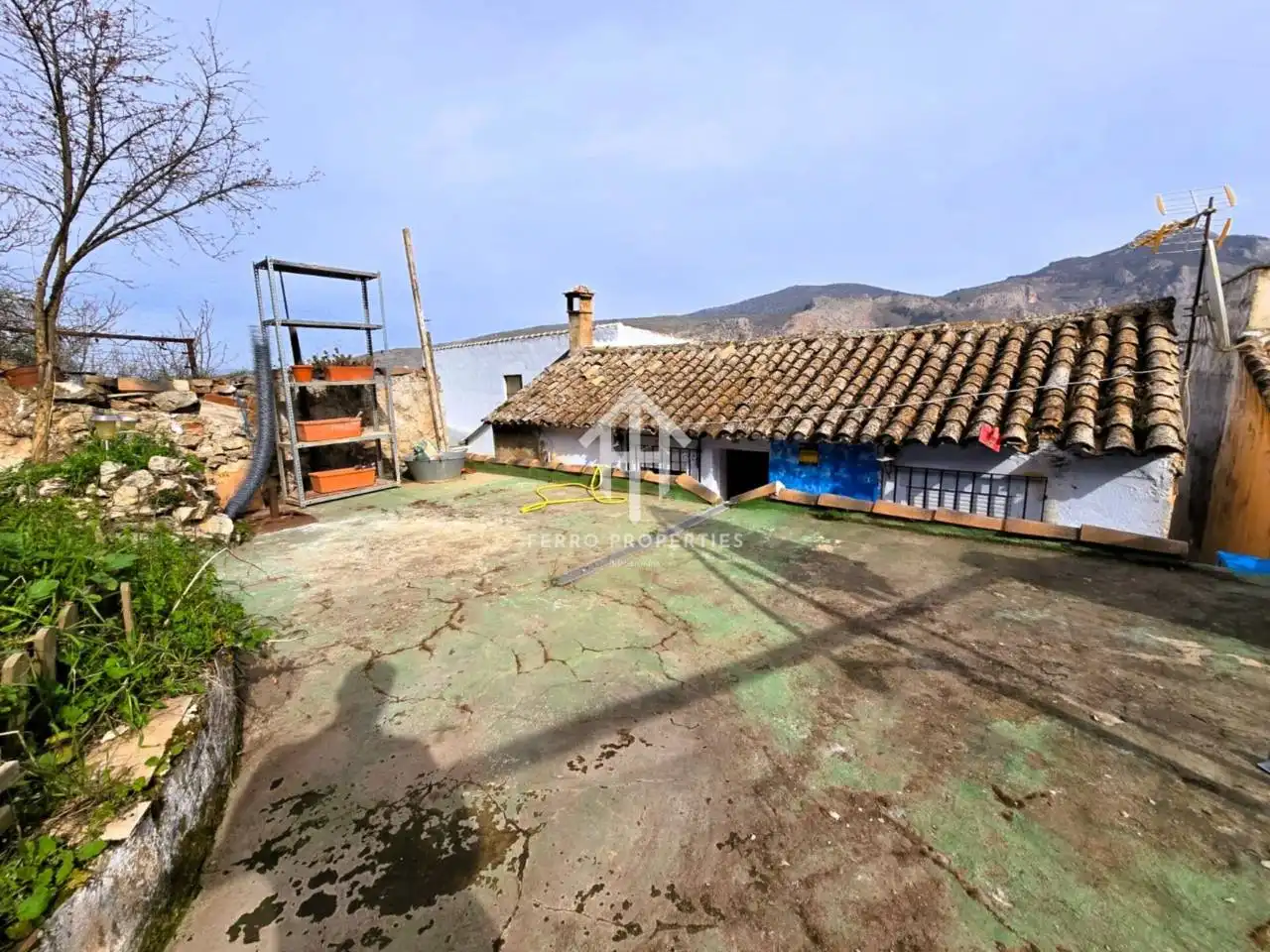 Vista exterior de Casa o xalet en venda en Loja amb Terrassa i Moblat