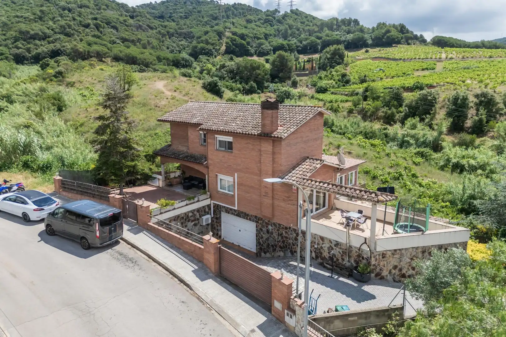 Vista exterior de Casa o xalet en venda en Martorelles amb Aire condicionat, Calefacció i Parquet