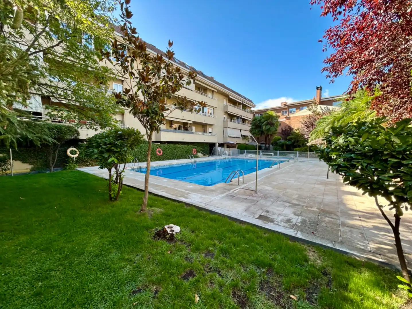 Swimming pool of Flat for sale in Galapagar  with Air Conditioner, Heating and Parquet flooring