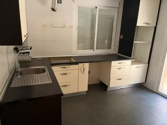 Cuina de Casa o xalet en venda en Moraleja de Enmedio amb Aire condicionat, Jardí privat i Terrassa