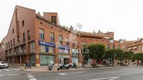 Vista exterior de Pis en venda en Alcalá de Henares amb Aire condicionat i Piscina