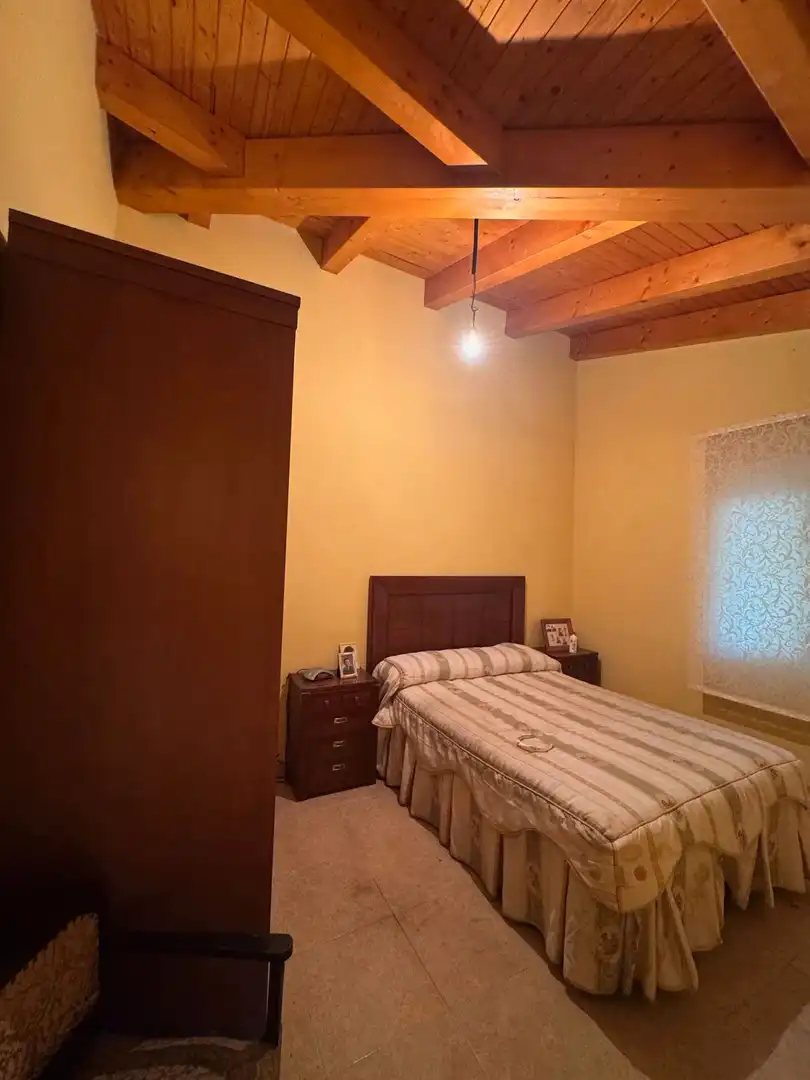 Habitación de Casa o chalet en venta en Esguevillas de Esgueva con Terraza, Trastero y Amueblado