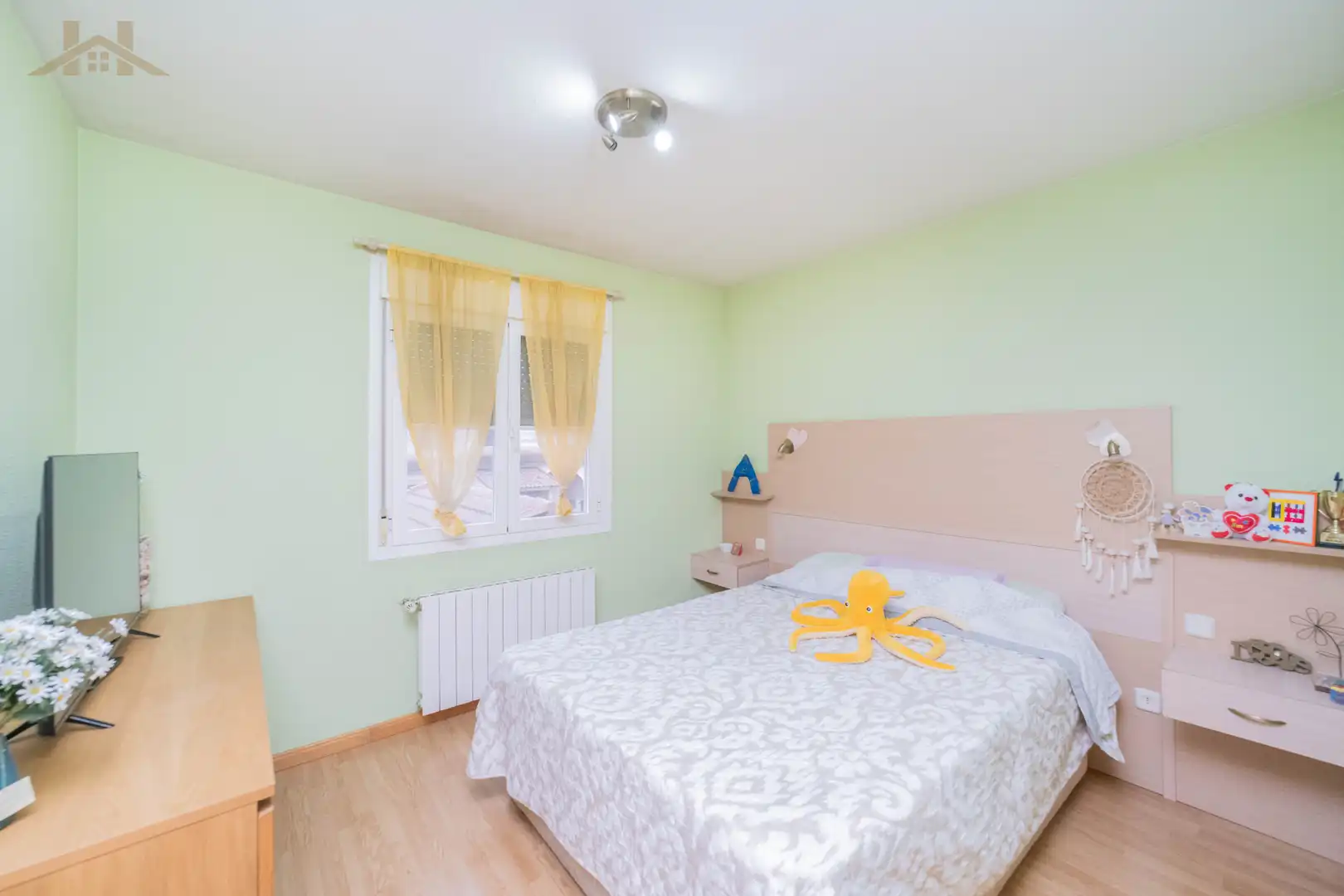 Bedroom of Detached homes for sale in Ugena  with Air Conditioner, Heating and Private garden