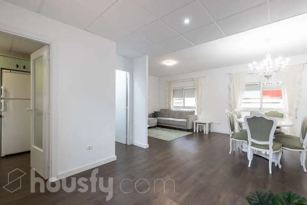 Sala de estar de Dúplex en venta en La Ràpita con Aire acondicionado, Calefacción y Parquet