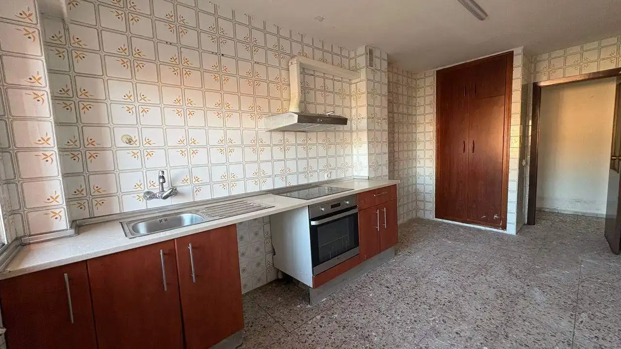 Cocina de Piso en venta en León Capital  con Terraza