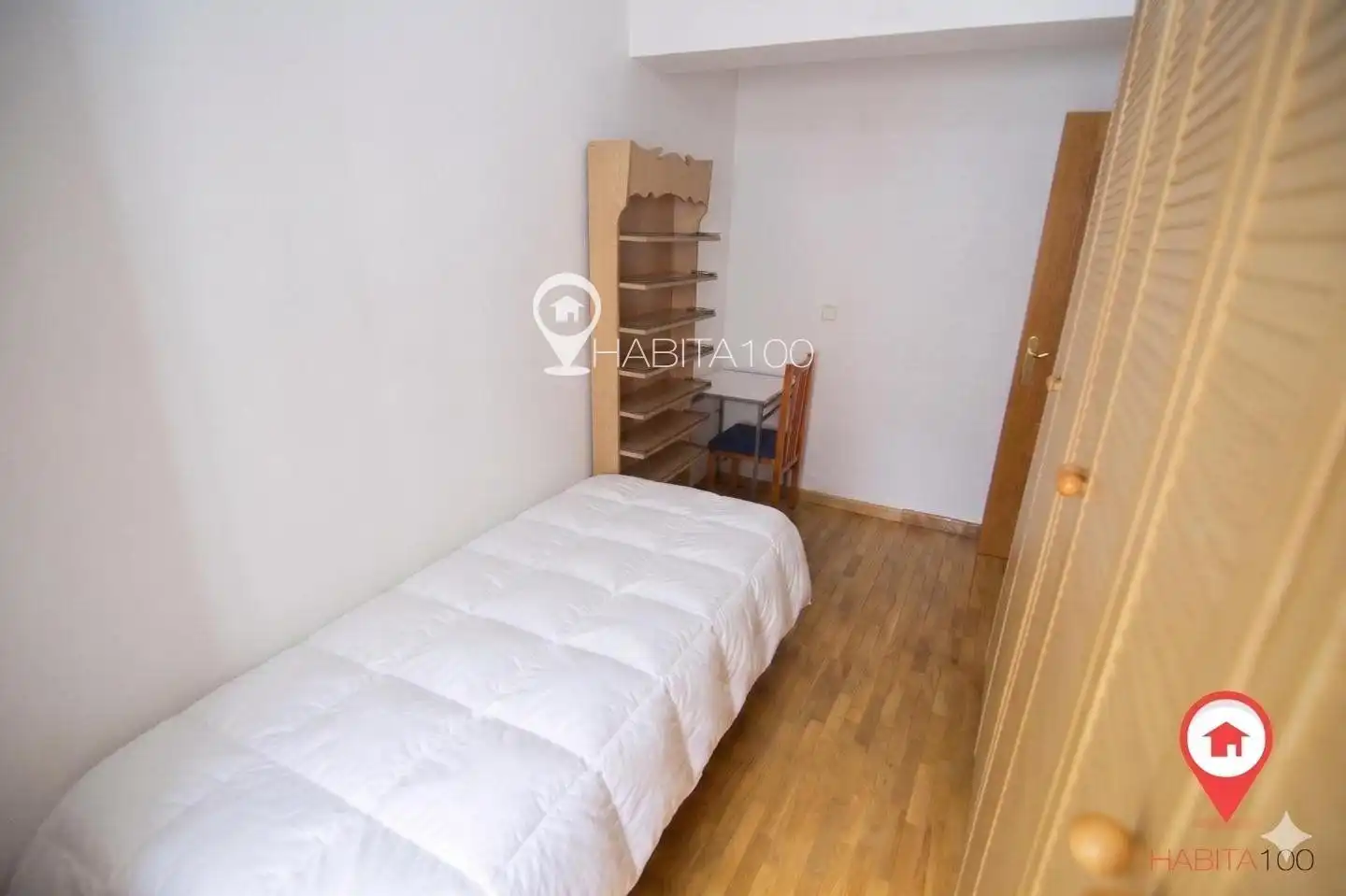 Habitación de Piso en venta en Cuenca con Calefacción, Terraza y Trastero