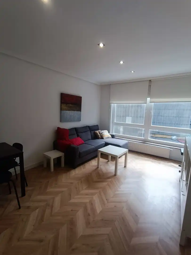 Apartamento de alquiler en Cuatro Caminos - Plaza de la Cubela