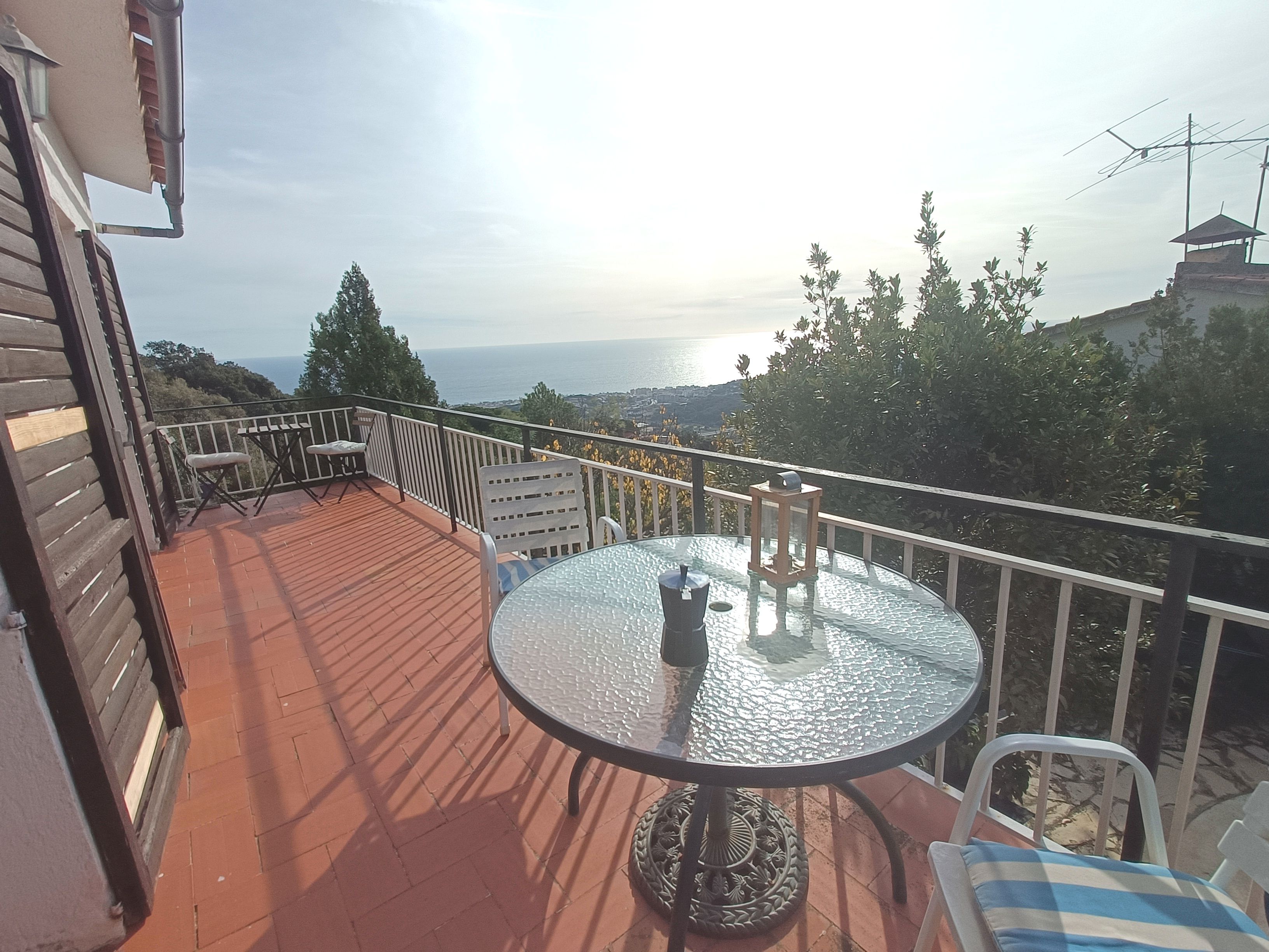 Terrassa de Casa o xalet en venda en Pineda de Mar amb Jardí privat, Traster i Piscina